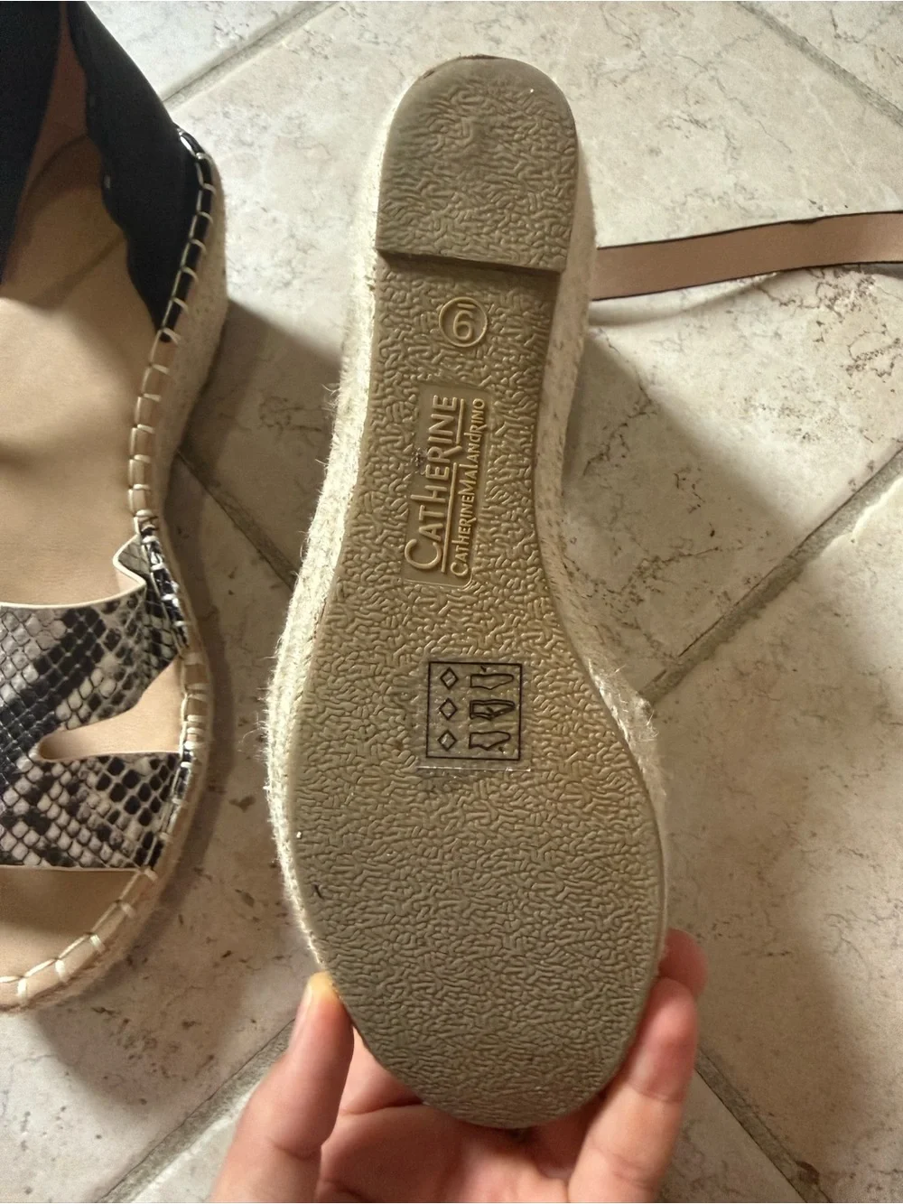 Catherine Malandrino Black & Cream Snake-Print Espadrille Wedges